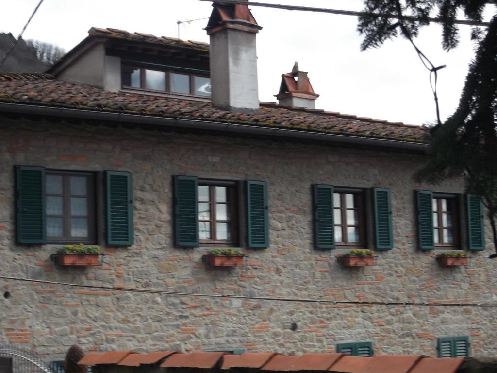 Апартаменты Casa Velia Uzzano Экстерьер фото
